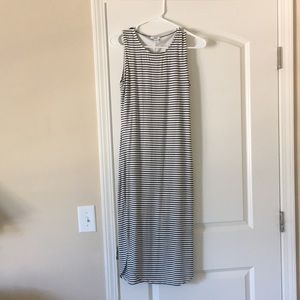 Sleeveless striped dress